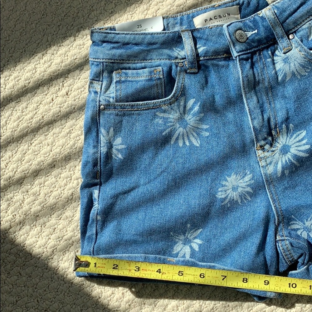 NWT PacSun Floral Mom Shorts - Picture 7 of 7